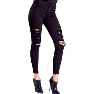 KanCan Mid-Rise Distressed Skinny Jean
